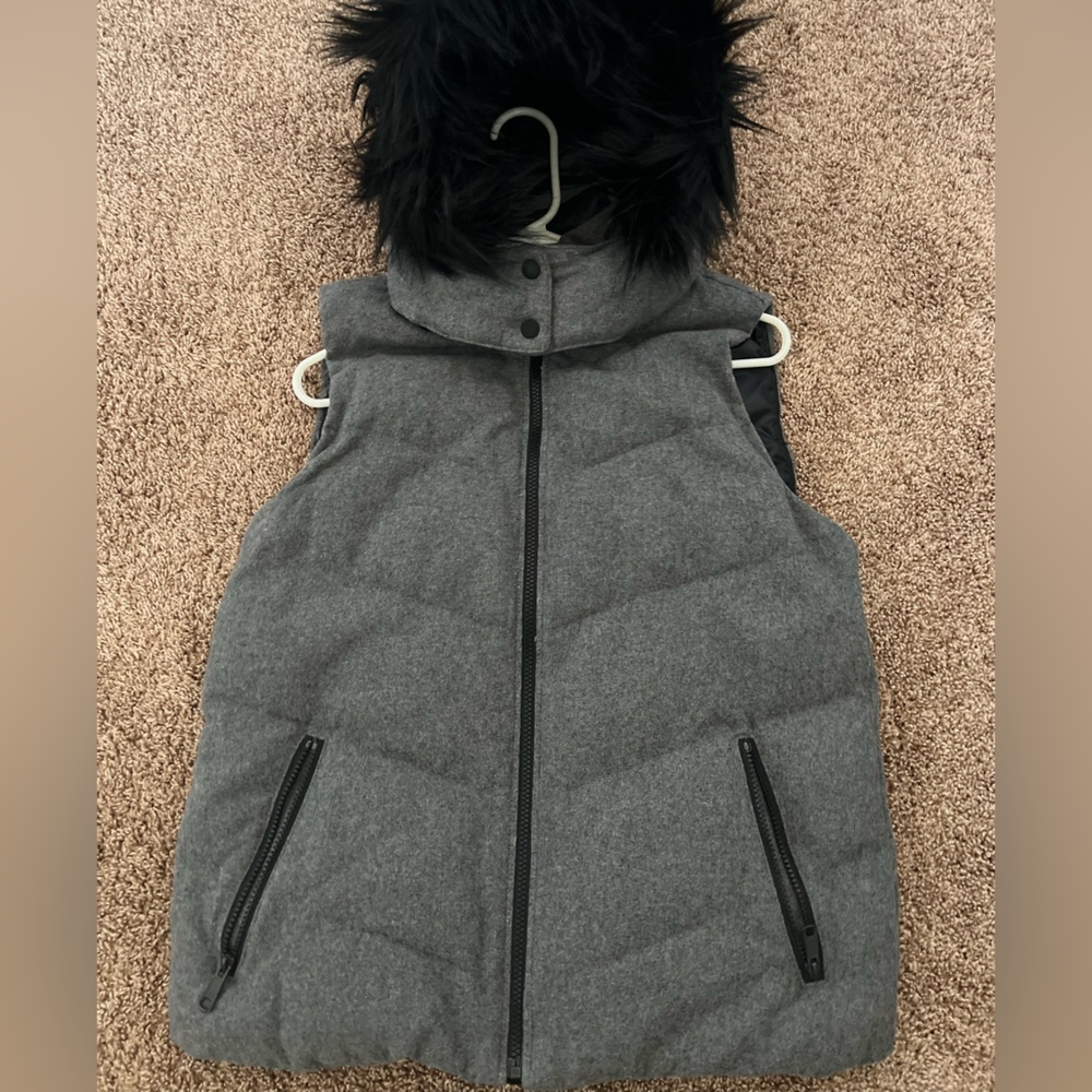GAP Gray Vest - A mega warm layer w/ cozy detachable hood. Size large